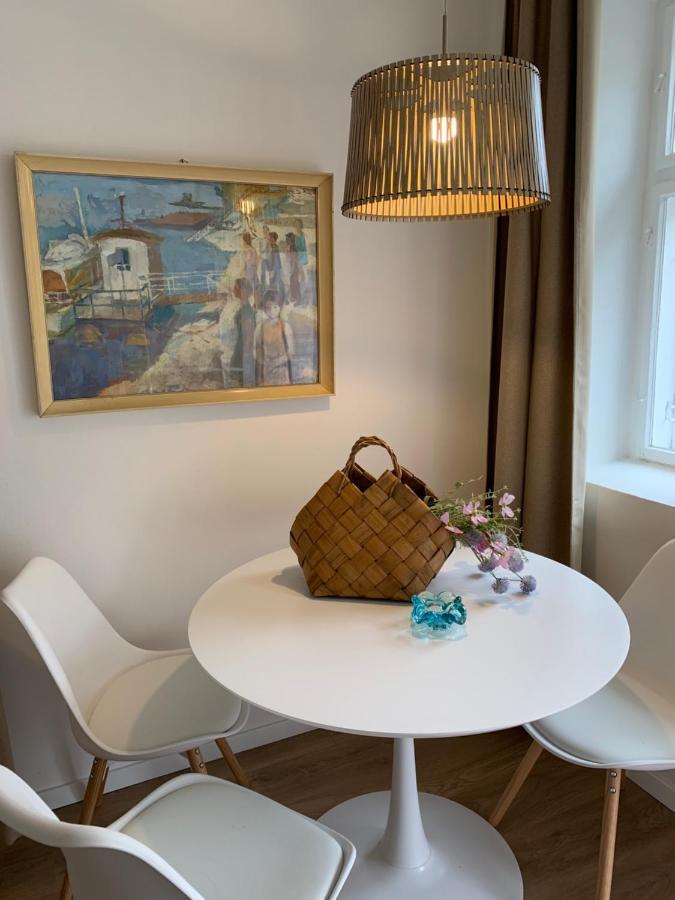 Kertesz-Haz Hotel Егер Екстериор снимка