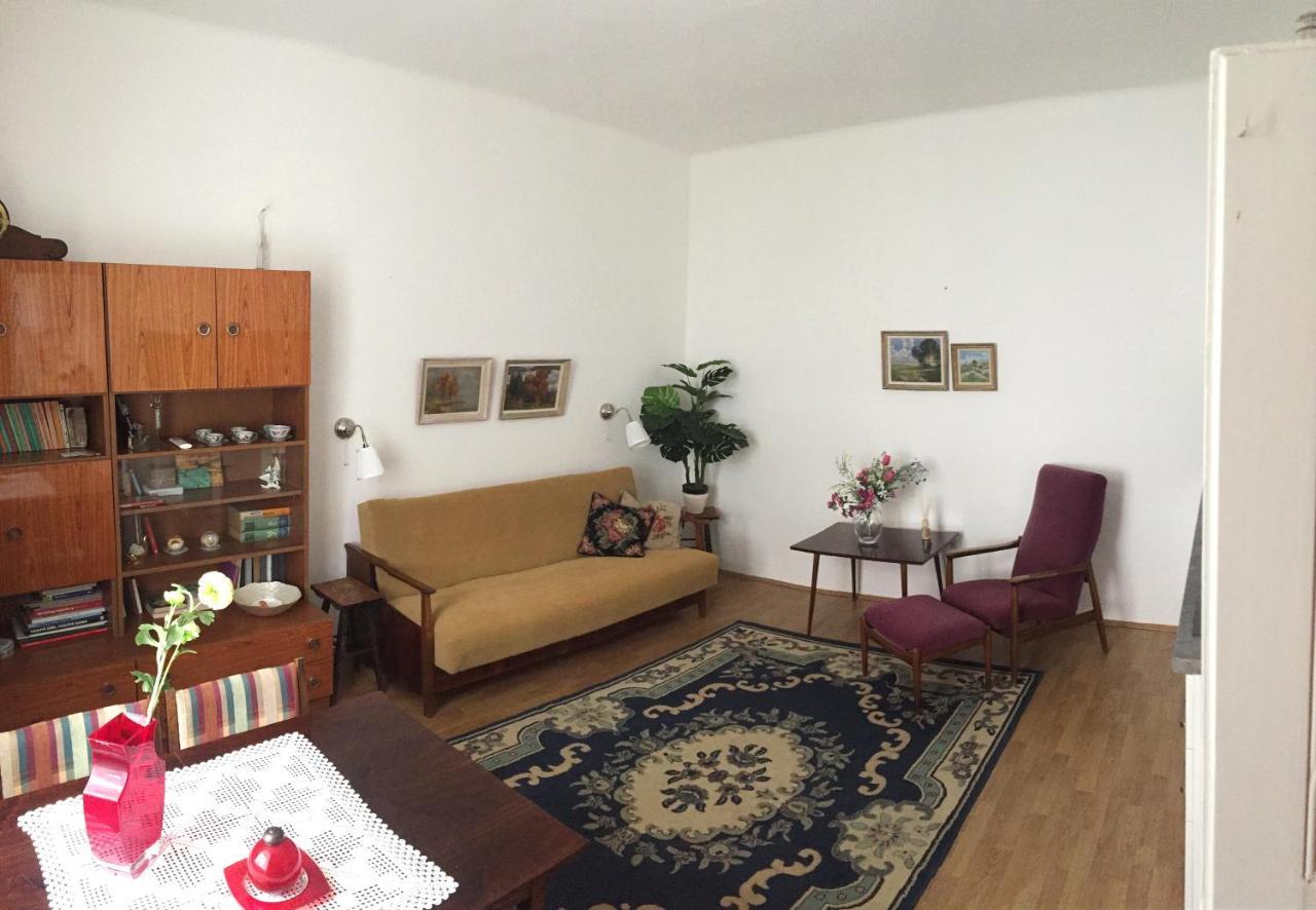 Kertesz-Haz Hotel Егер Екстериор снимка