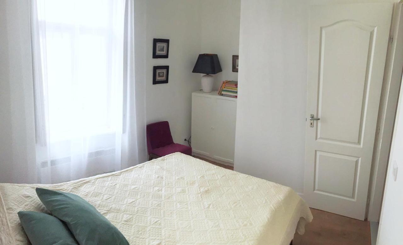 Kertesz-Haz Hotel Егер Екстериор снимка
